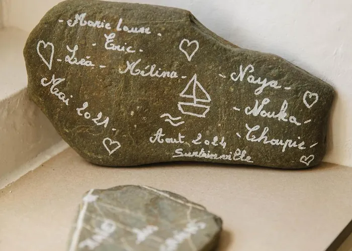 La Glycine à 5 Min De La Hébergement de vacances