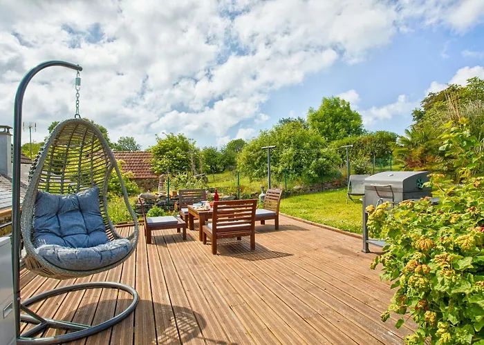 La Glycine à 5 Min De La Hébergement de vacances *